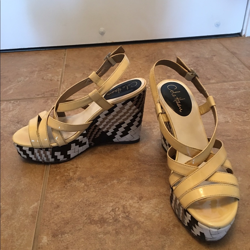 ♥️♥️Cole Haan wedge shoes♥️♥️