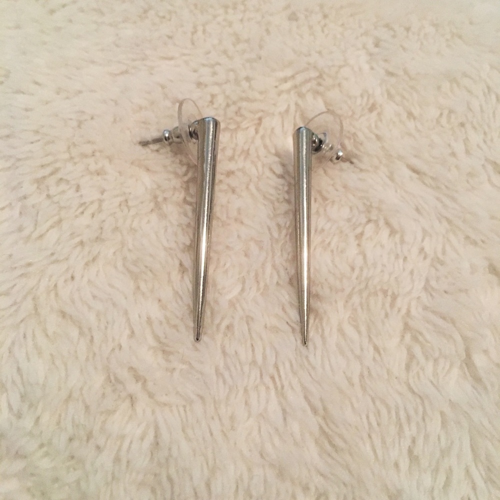 Silver drop posts - Picture 2 of 3