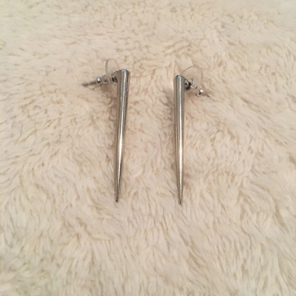 Silver drop posts - Picture 2 of 3