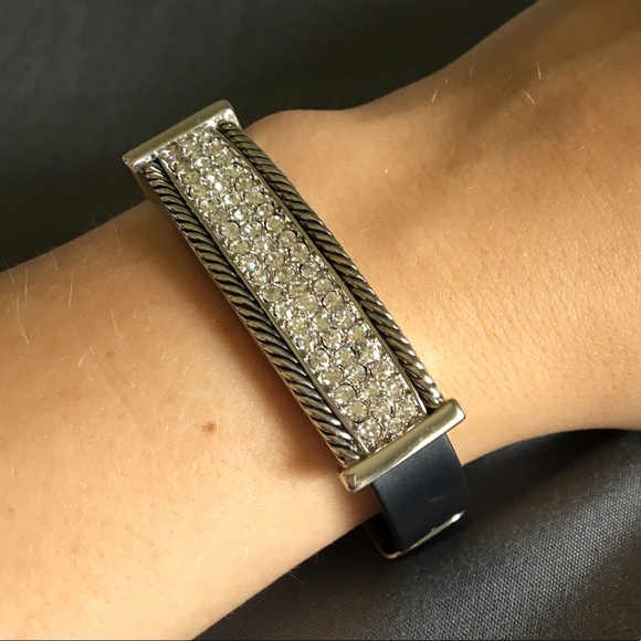Jewelry - Black and silver bracelet