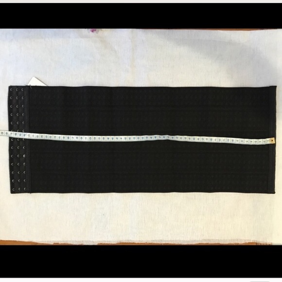 Waist trainer - Picture 4 of 4