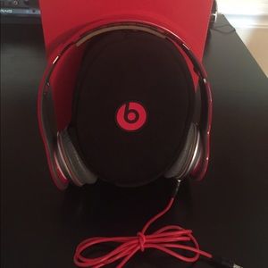 Red Solo Beats!!