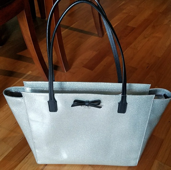 kate spade Handbags - 🚫SOLD✔ NWT Kate Spade Taden Mavis St Silver Tote