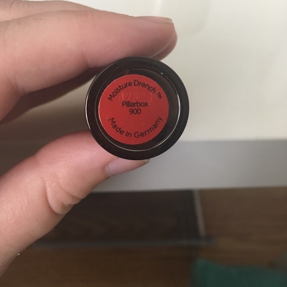 No7 Moisture Drench Lipstick - Picture 3 of 3