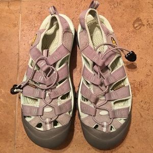 Ladies Keen New Port H2. Size 8.