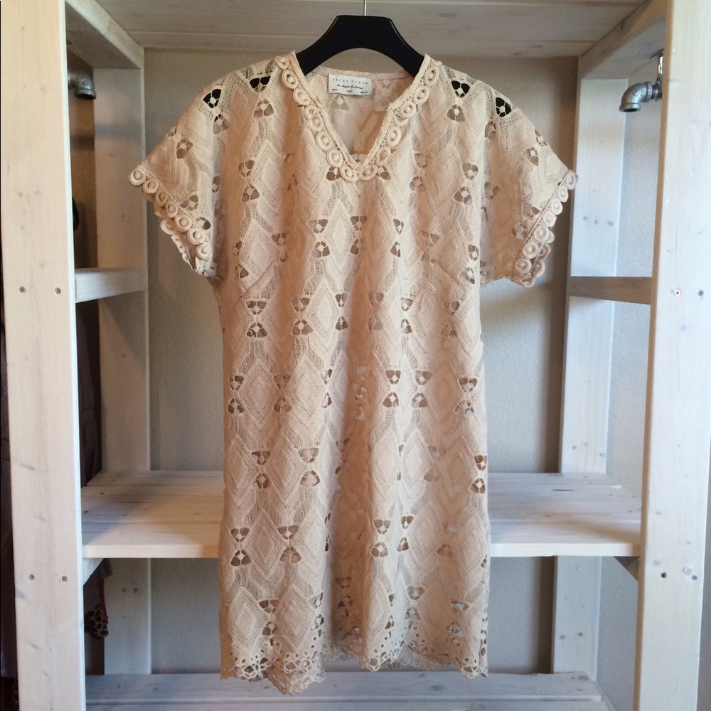 Pretty Dress - image 1