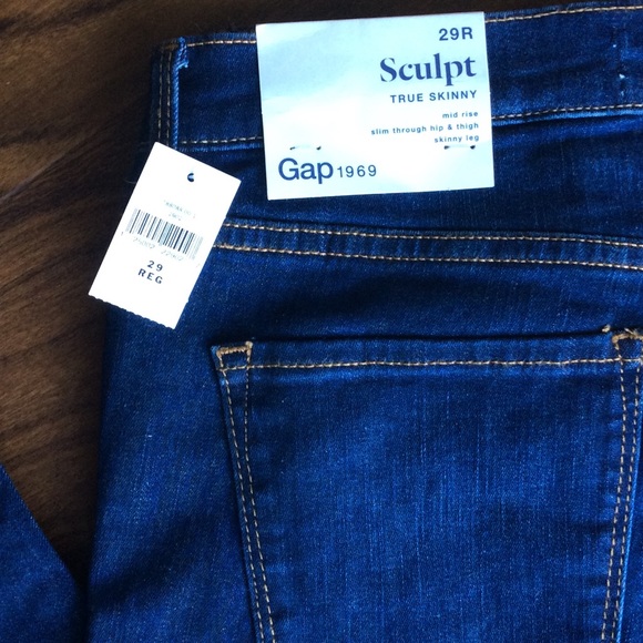 mid rise true skinny jeans in sculpt