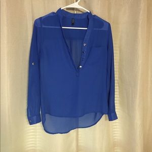 Long sleeve high low top