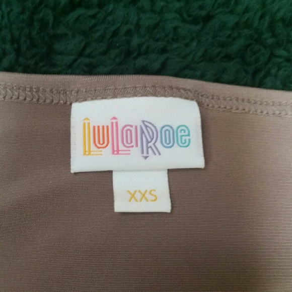 XXS Lularoe Irma - Picture 2 of 4