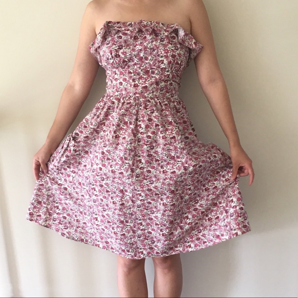 Vintage strapless flowery dress with pockets - Picture 2 of 4