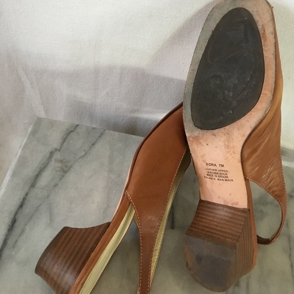 LeAtHer l0w hEeL SliNgBaCk  sAndAl - Picture 5 of 10