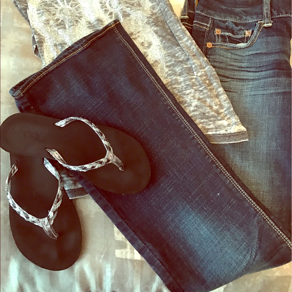 American eagle artist jeans