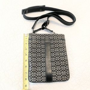 Coach swing pack purse bag