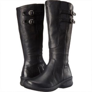 Keen boots! Bern Baby Bern!