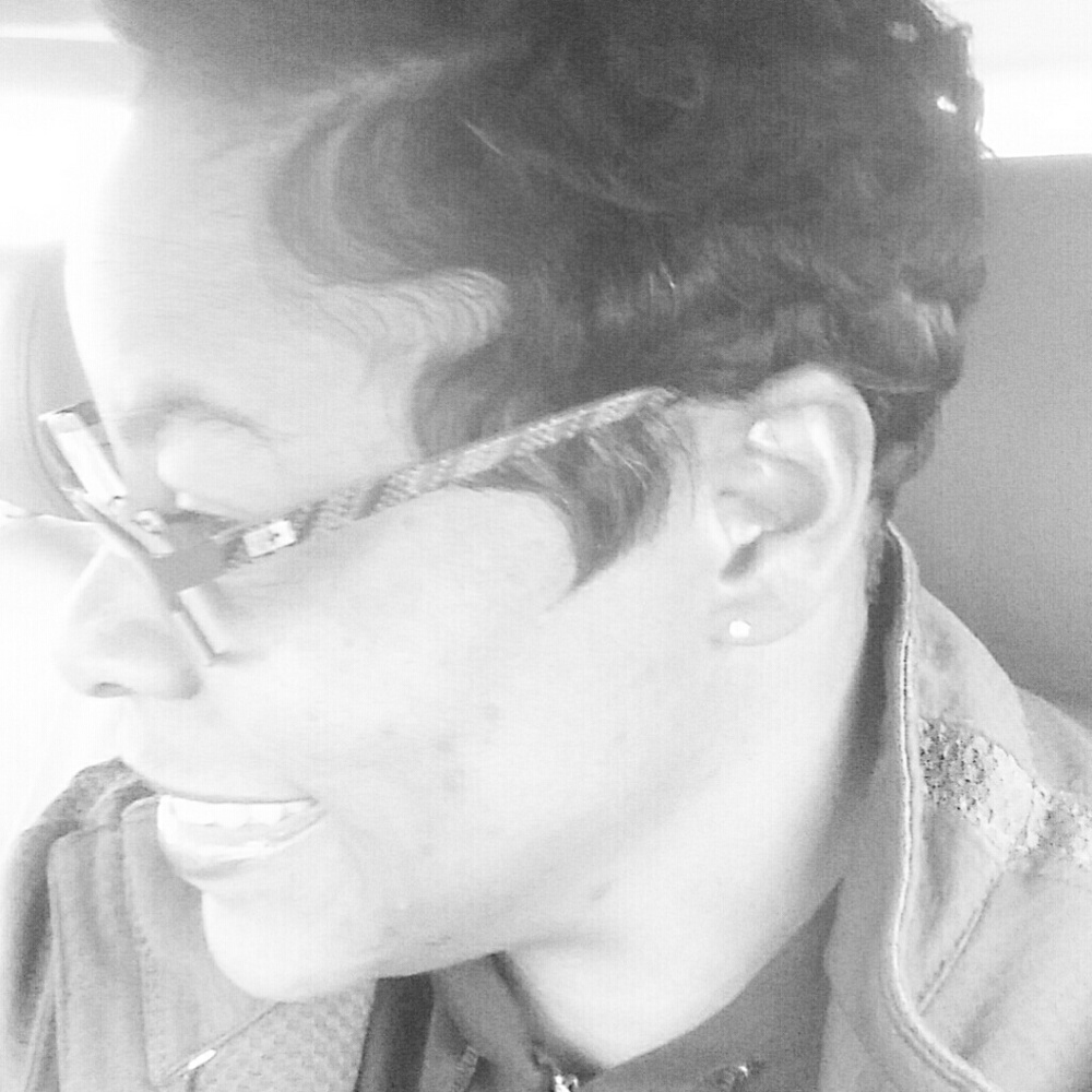 Meet your Posher, Nichelle