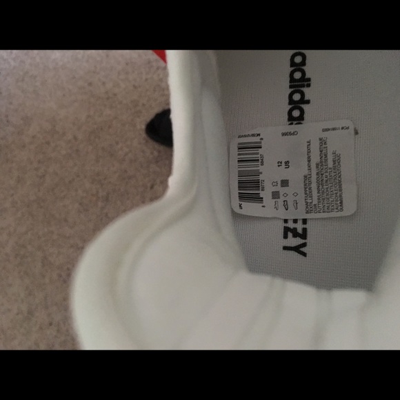 Creme White Yeezy Boost With Receipt! Size 12 - Picture 3 of 4