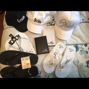 *BUNDLE* Bride and Groom MISC things for HONEYMOON