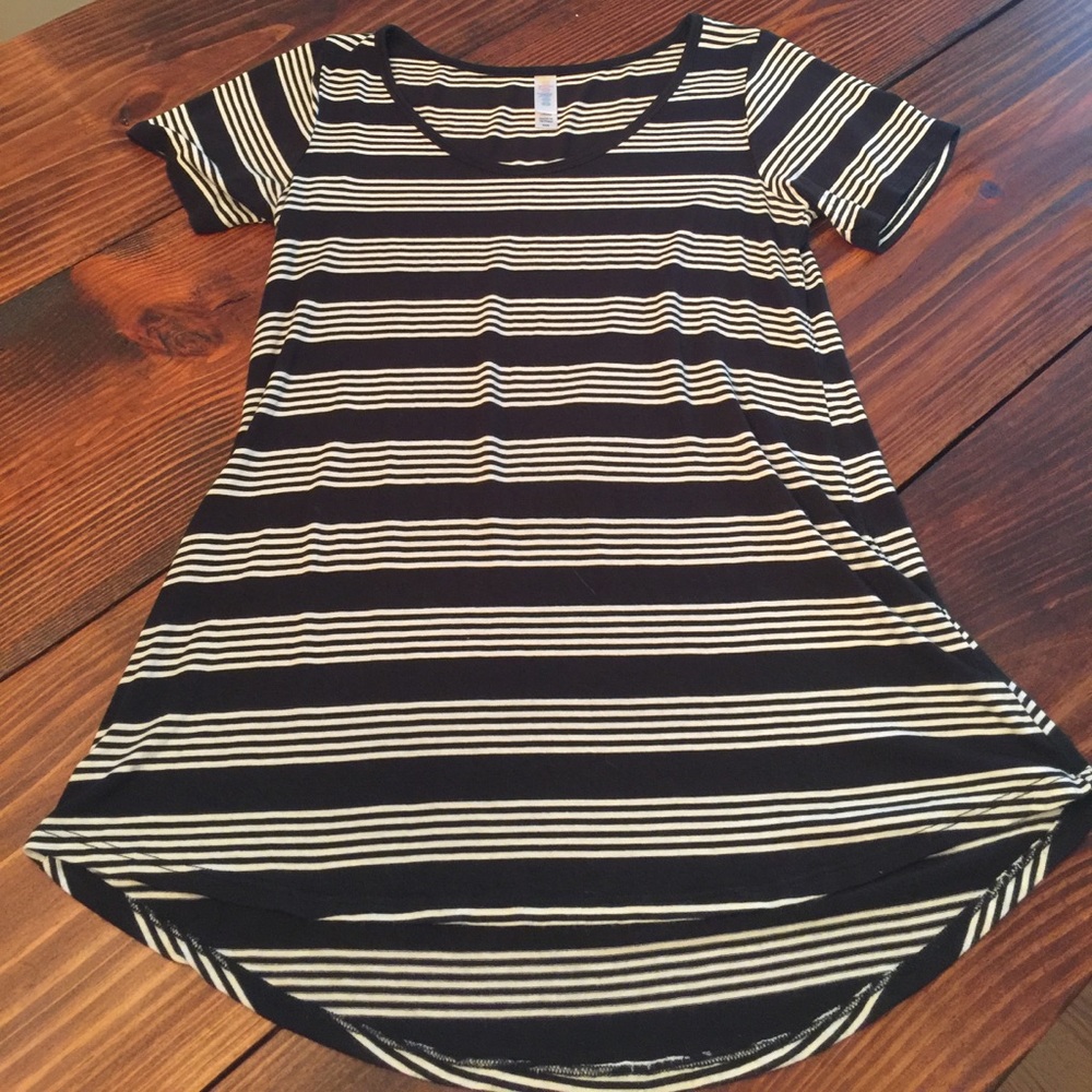 LuLaRoe classic T