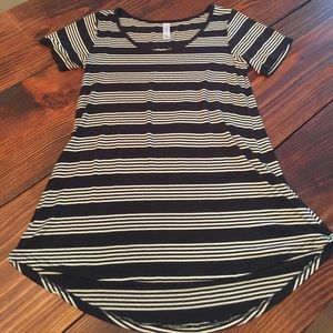 LuLaRoe classic T