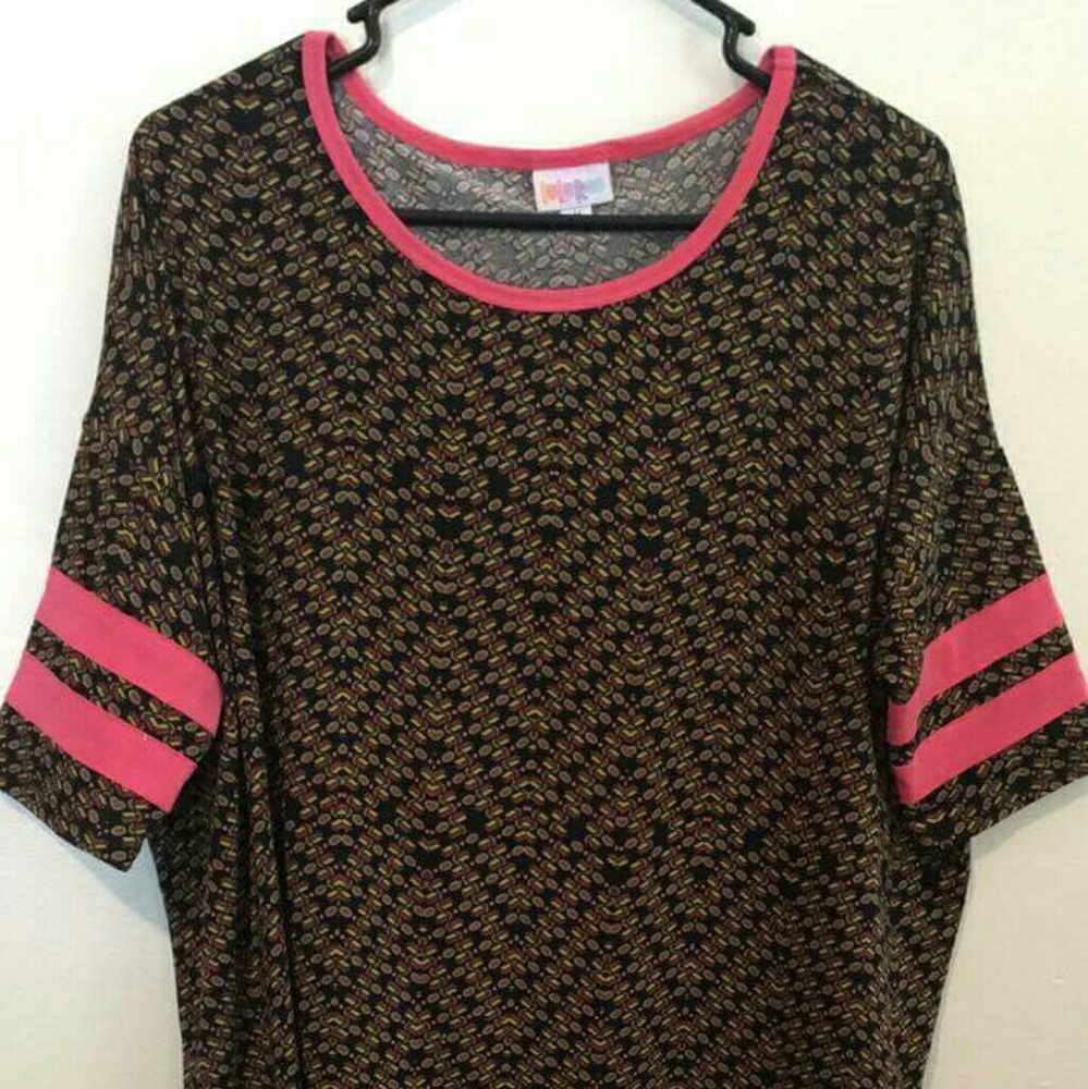 Lularoe Size Medium Irma NEW