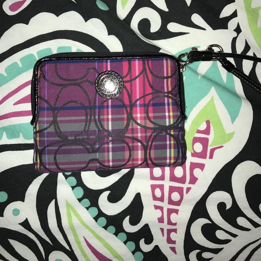 👛Authentic Coach Wristlet👛