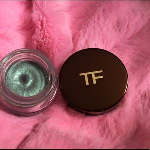 Tom Ford cream Eyeshadow in Siren Blue.