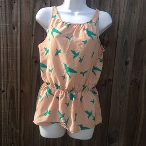 Awesome tan and green bird shirt. Size medium.