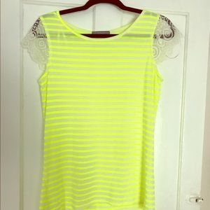 Short sleeve top with lace sleeves