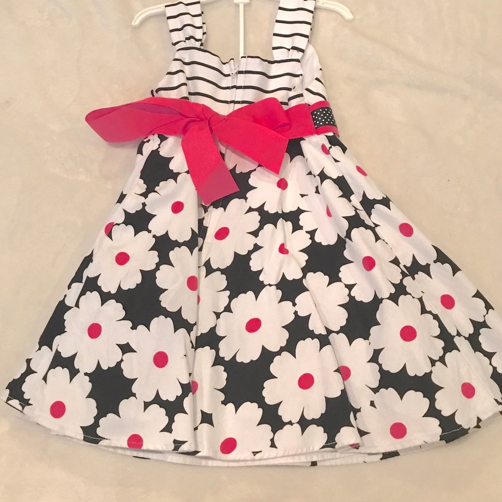 Adorable Dress ๐๐ NWOT - Picture 3 of 3