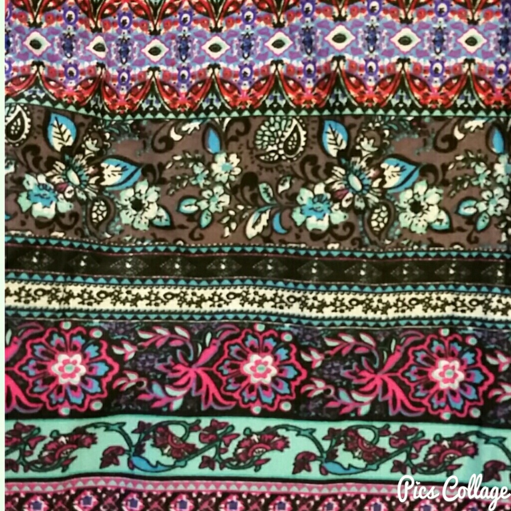 MOVING SALE! Horizontal Floral Leggings - Picture 2 of 5