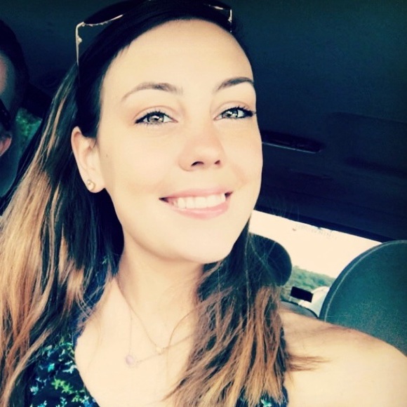 Meet your Posher, Michaela - Picture 1 of 1