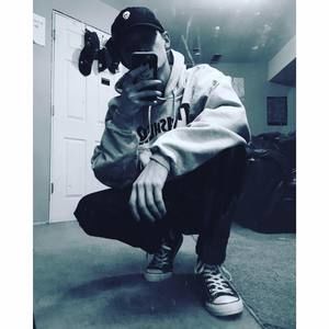 Meet your Posher, Dylan