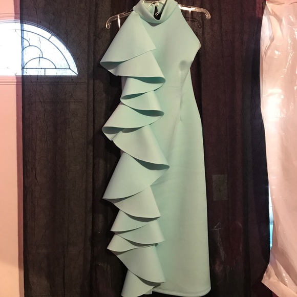 Light & super classy mint green dress - Picture 2 of 2