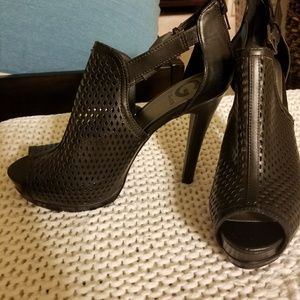 Guess Shoes Brand New