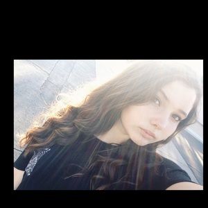 Meet your Posher, Gabriella