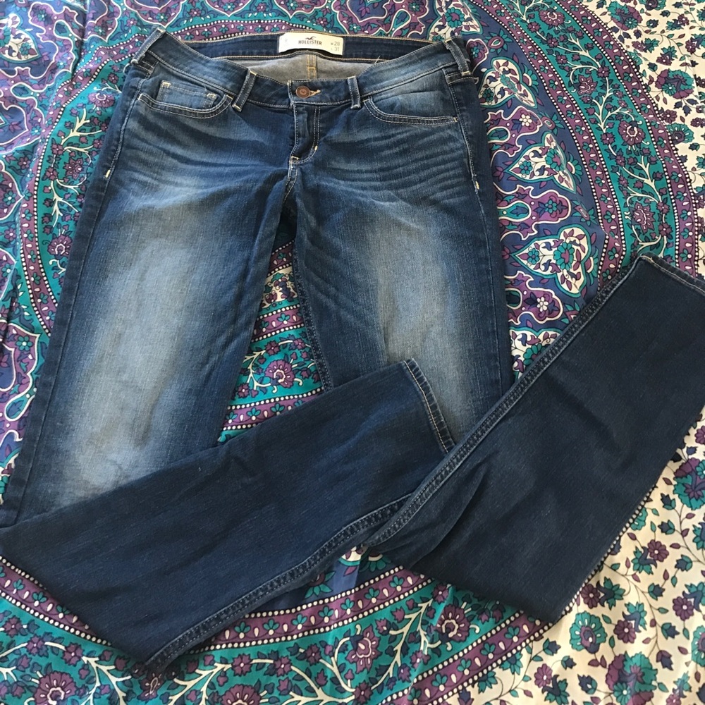 Hollister skinny jeans