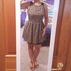 🎊 Beautiful Party Dress w/ Sheer Back!