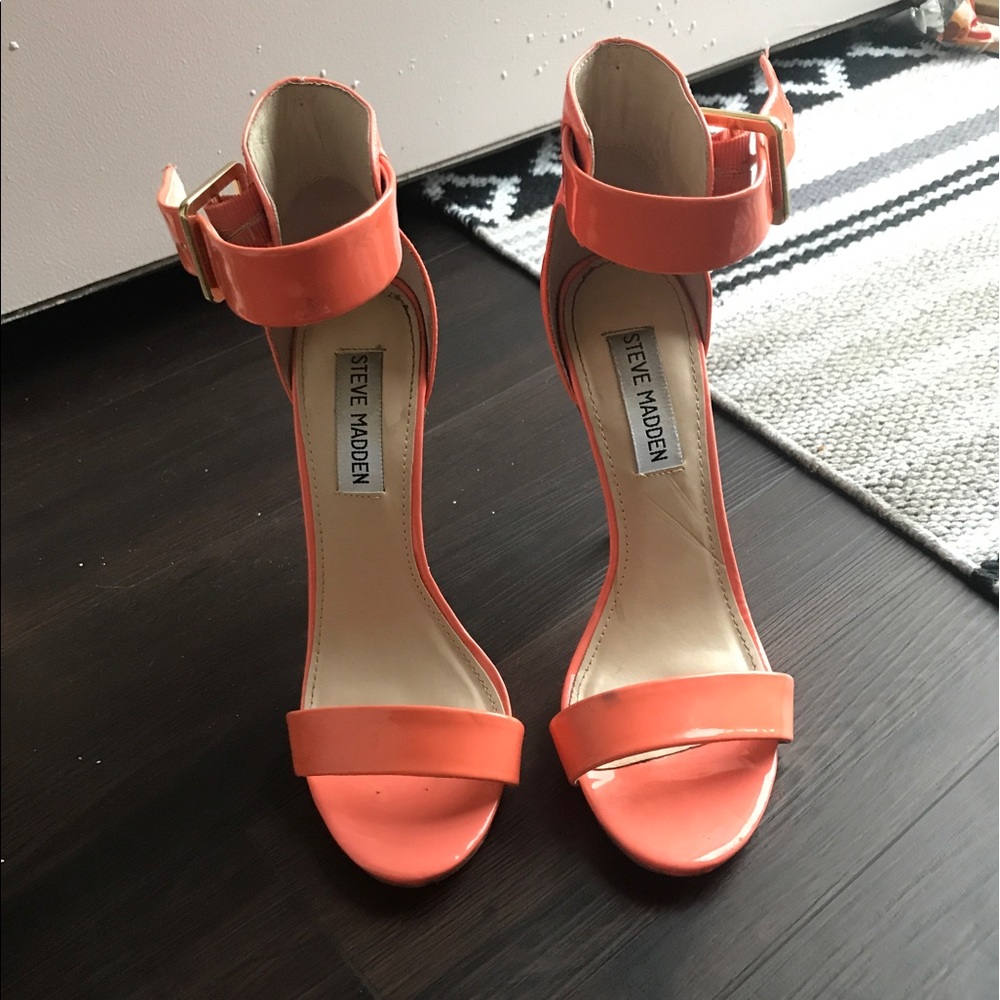Coral Steve Madden