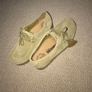 Clarks Wallabees