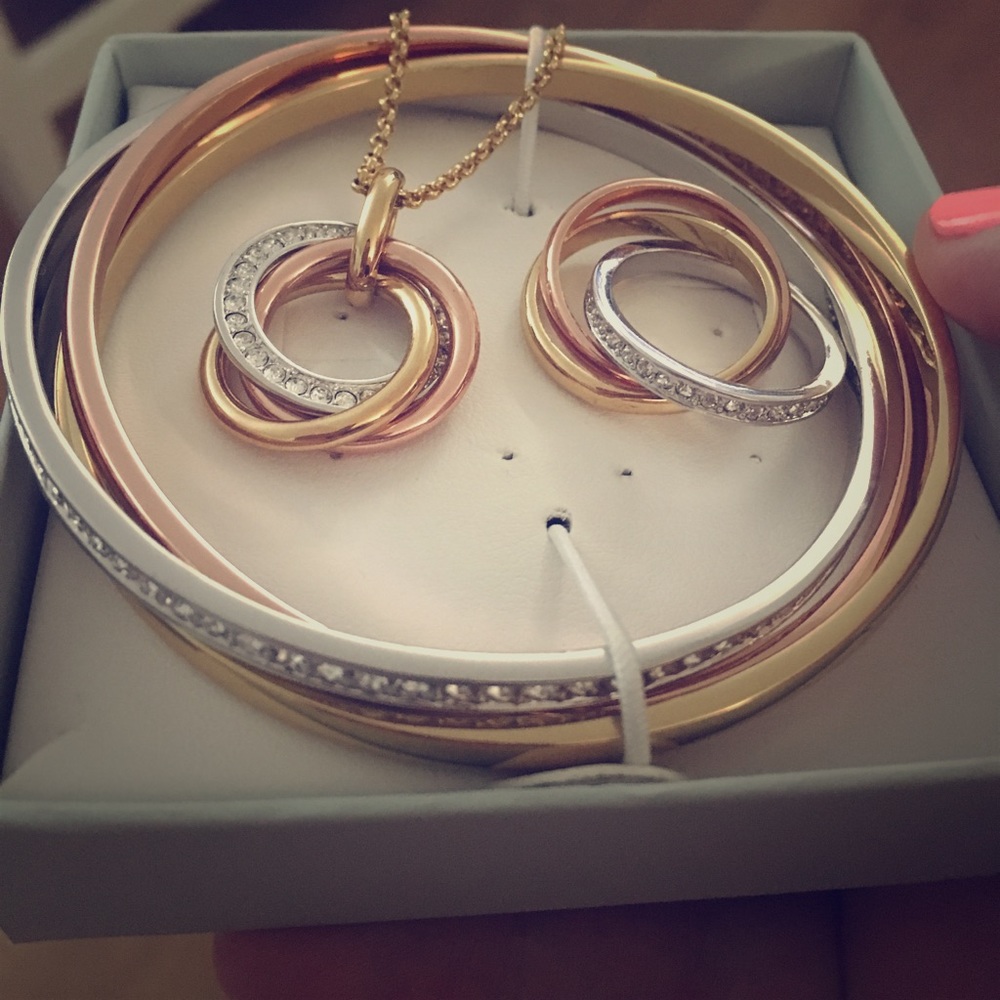 Buckley London Genuine 18k Gold trio set NEW