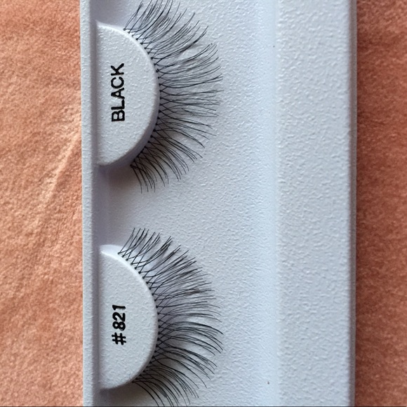 False lashes - Picture 1 of 2
