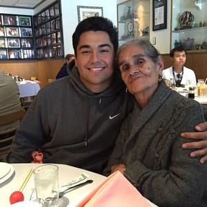 Meet your Posher, Julio