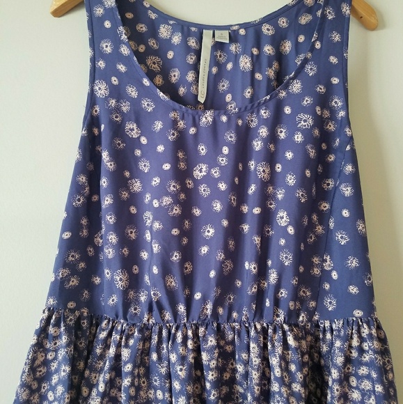 Lauren Conrad sunflower print dress - Picture 2 of 4