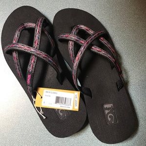 NWT Teva sandals