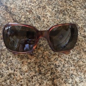 Ray-Ban RB4068 POLARIZED sunglasses 👓