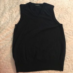 Men's express v-neck sweater vest