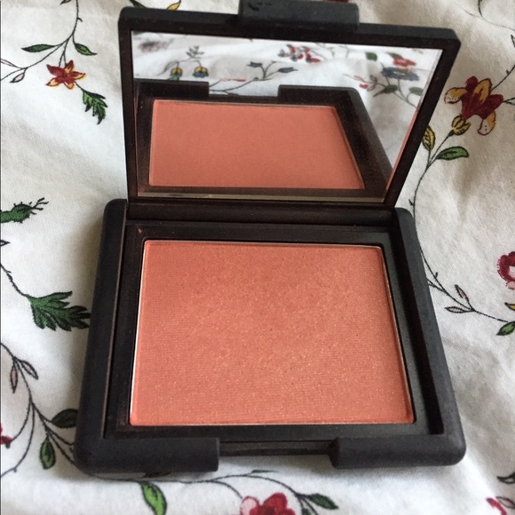 Authentic NARS BLUSH - Picture 1 of 3