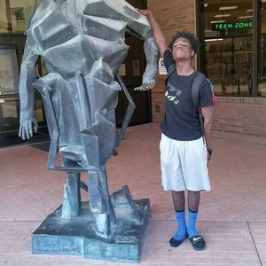 Meet your Posher, Dontae