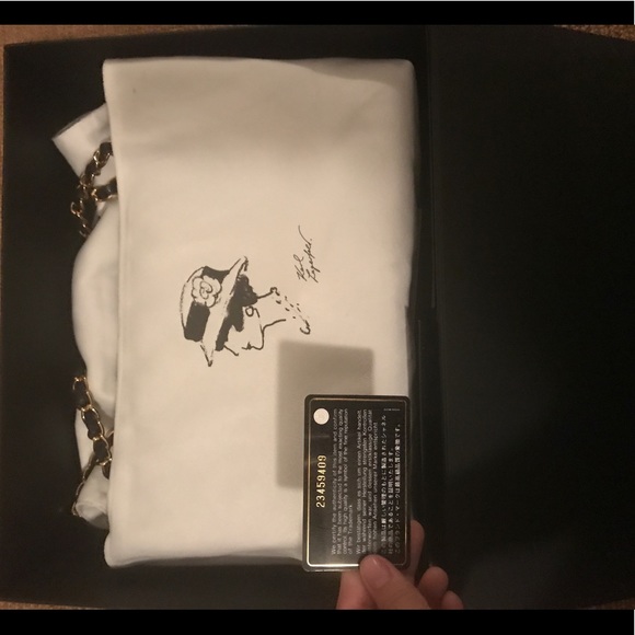 2017 Chanel black caviar jumbo classic flapbag GHW - Picture 4 of 5