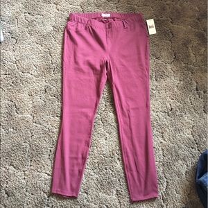 Burgundy pull on jeggings Sz 14